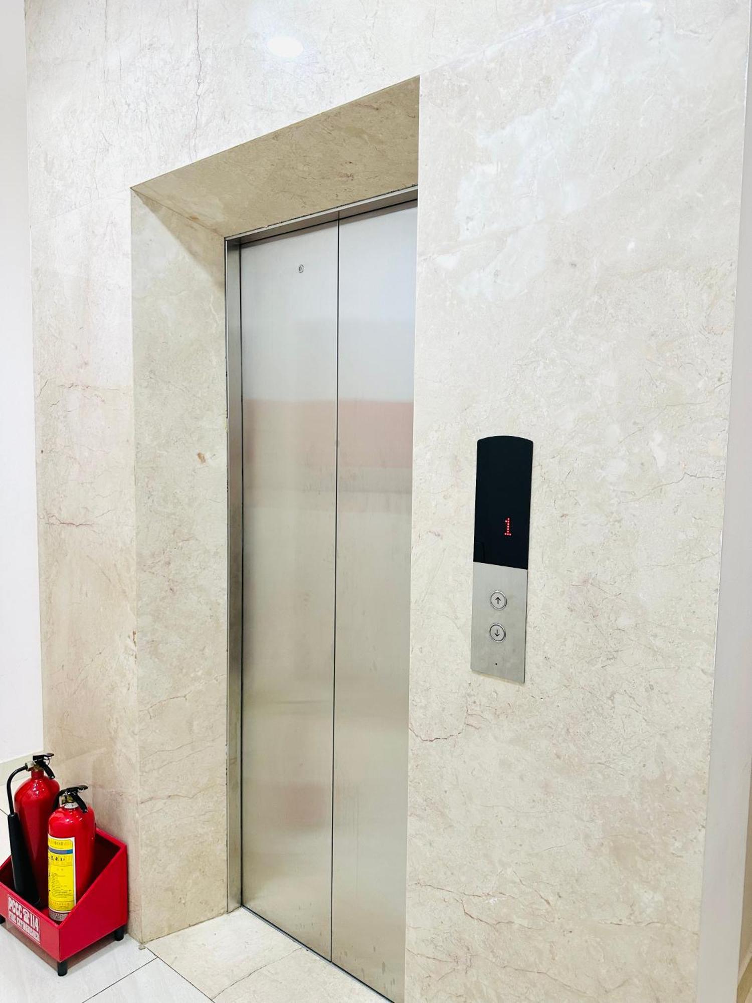 ホーチミン市Quiet Perfect Located 1Br With Desk 504アパートメント エクステリア 写真